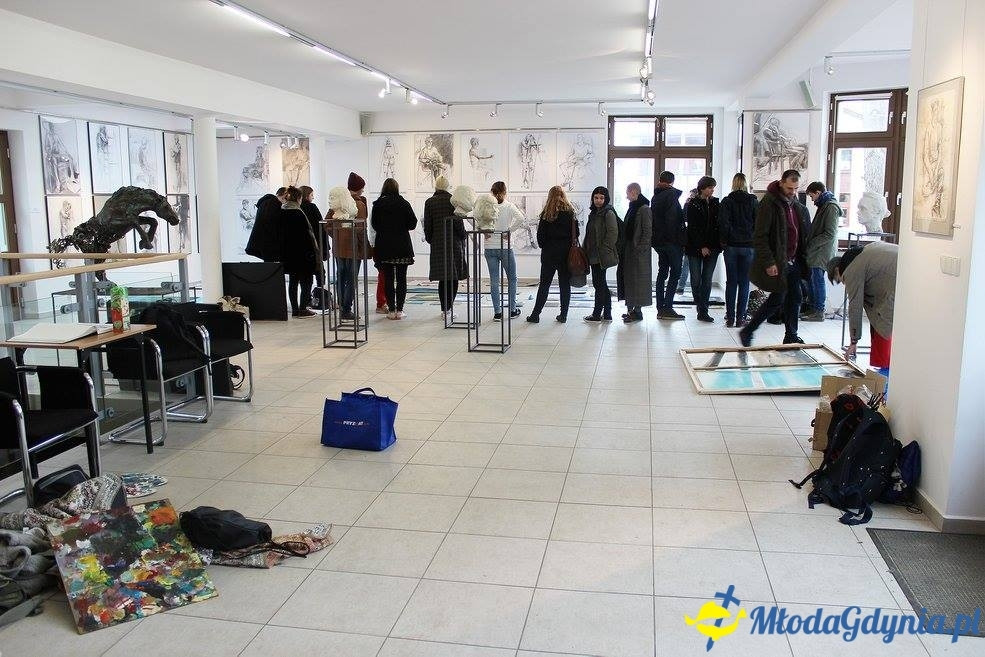 Plener z prof. Piotrem C. Kowalskim 6-7.04.17 - Malowanie morza z poziomu morza