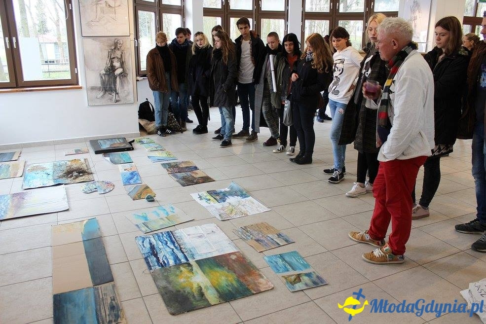Plener z prof. Piotrem C. Kowalskim 6-7.04.17 - Malowanie morza z poziomu morza