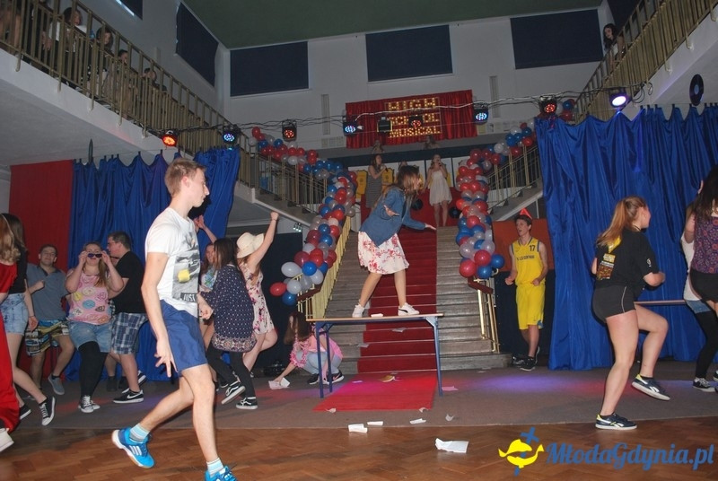 X LO - zakończenie roku klas trzecich 26.04.2017
