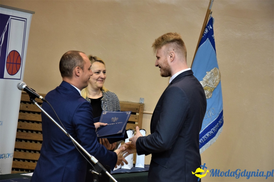 Zakończenie zajęć w klasach maturalnych - ZSSO Gdynia