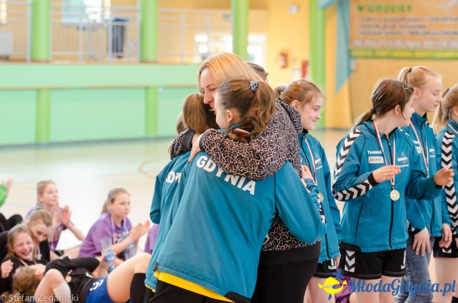 GTPR VISTAL GDYNIA 2004/2005 - ZŁOTE MEDALISTKI 2017