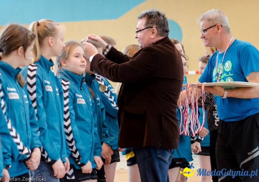 GTPR VISTAL GDYNIA 2004/2005 - ZŁOTE MEDALISTKI 2017