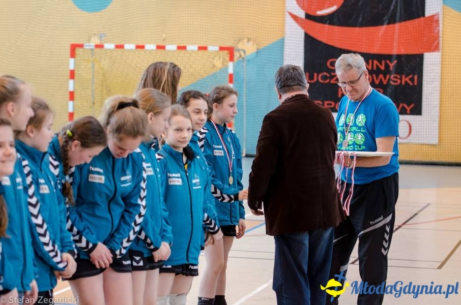 GTPR VISTAL GDYNIA 2004/2005 - ZŁOTE MEDALISTKI 2017