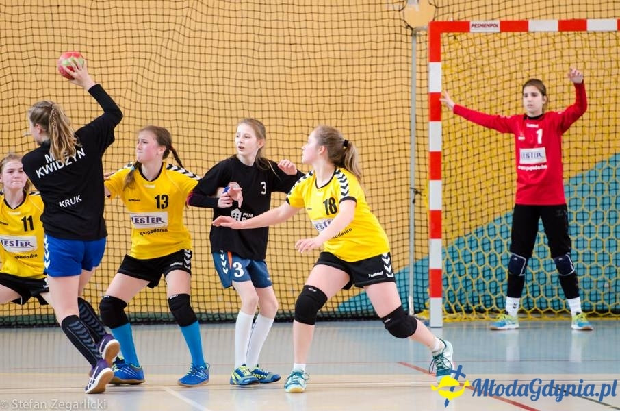 GTPR VISTAL GDYNIA 2004/2005 - ZŁOTE MEDALISTKI 2017