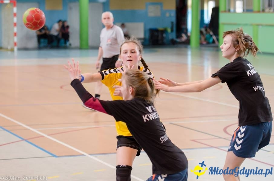 GTPR VISTAL GDYNIA 2004/2005 - ZŁOTE MEDALISTKI 2017