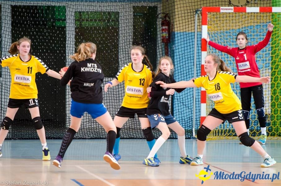 GTPR VISTAL GDYNIA 2004/2005 - ZŁOTE MEDALISTKI 2017