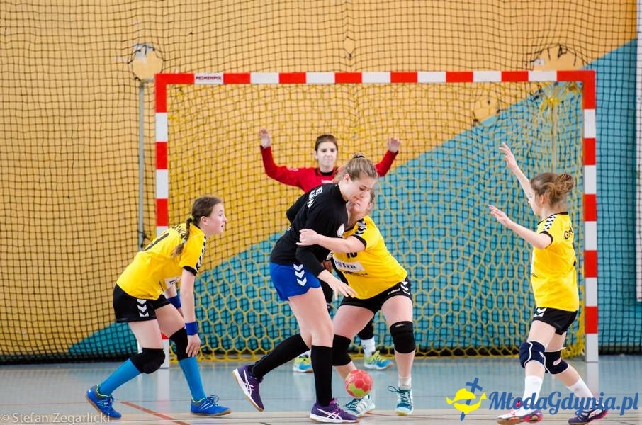 GTPR VISTAL GDYNIA 2004/2005 - ZŁOTE MEDALISTKI 2017