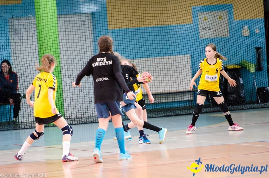 GTPR VISTAL GDYNIA 2004/2005 - ZŁOTE MEDALISTKI 2017