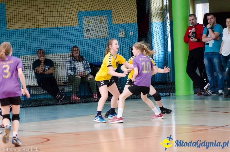 GTPR VISTAL GDYNIA 2004/2005 - ZŁOTE MEDALISTKI 2017