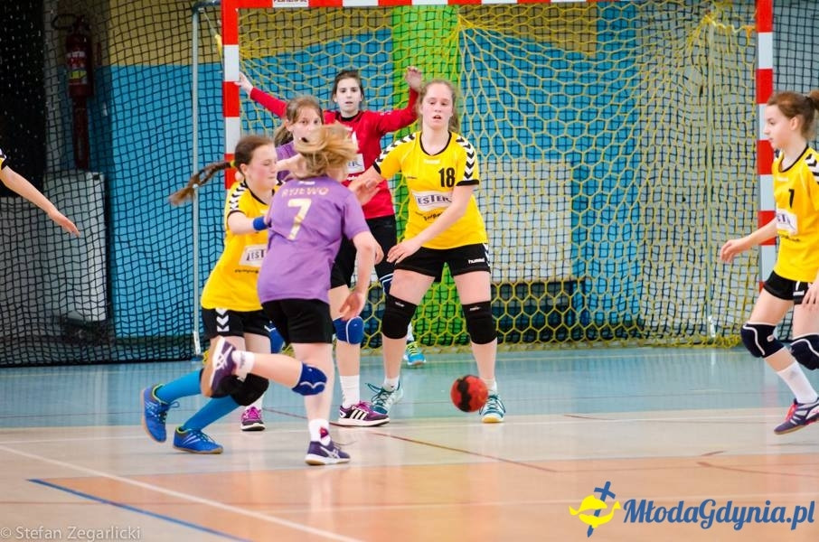 GTPR VISTAL GDYNIA 2004/2005 - ZŁOTE MEDALISTKI 2017