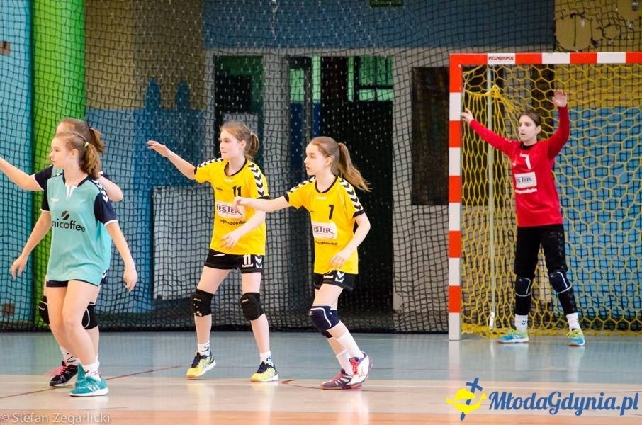 GTPR VISTAL GDYNIA 2004/2005 - ZŁOTE MEDALISTKI 2017