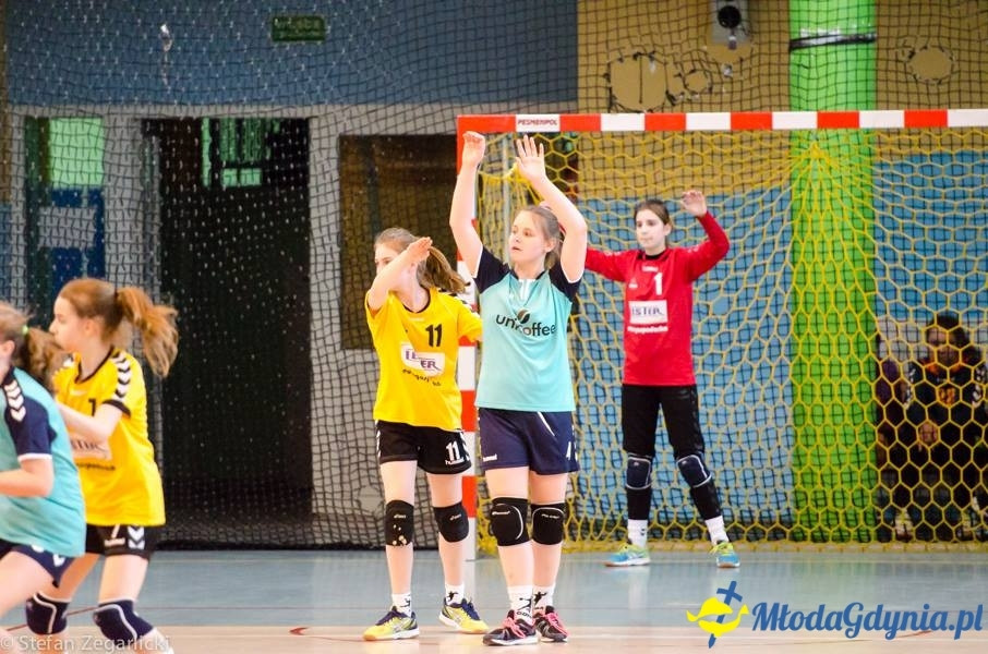 GTPR VISTAL GDYNIA 2004/2005 - ZŁOTE MEDALISTKI 2017