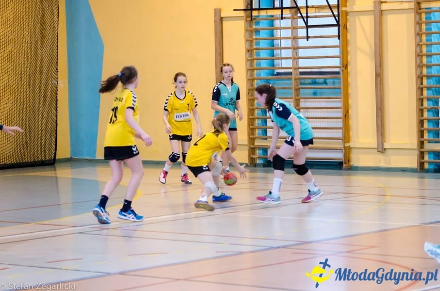 GTPR VISTAL GDYNIA 2004/2005 - ZŁOTE MEDALISTKI 2017