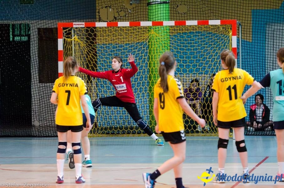 GTPR VISTAL GDYNIA 2004/2005 - ZŁOTE MEDALISTKI 2017