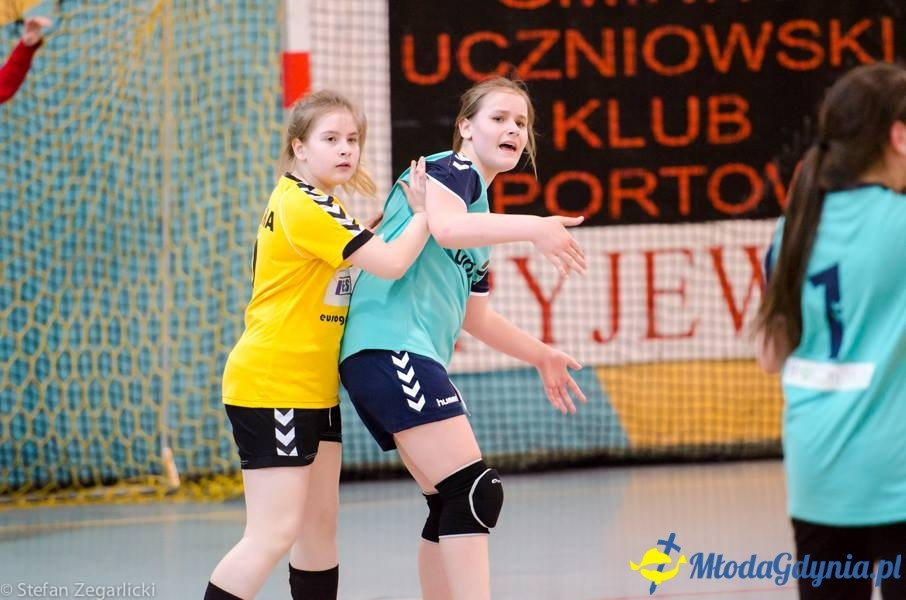 GTPR VISTAL GDYNIA 2004/2005 - ZŁOTE MEDALISTKI 2017