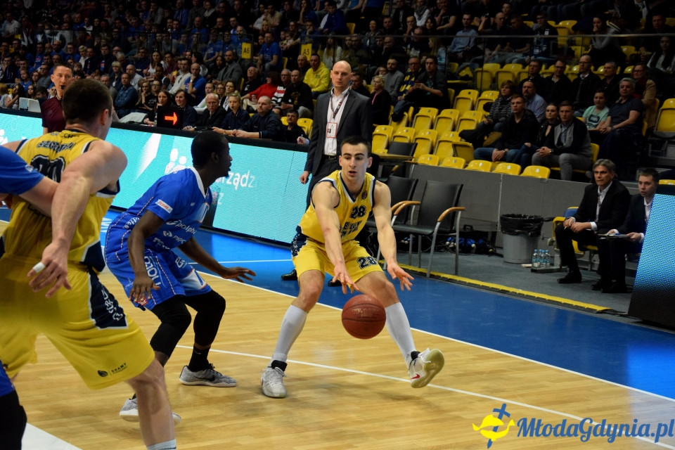 Asseco Gdynia - Polpharma Starogard Gd. 69-86