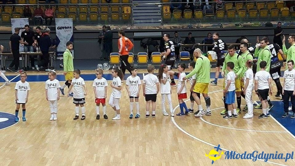 ZS 11 na meczu Spójnia Gdynia - Stal Gorzów 29.04.2017