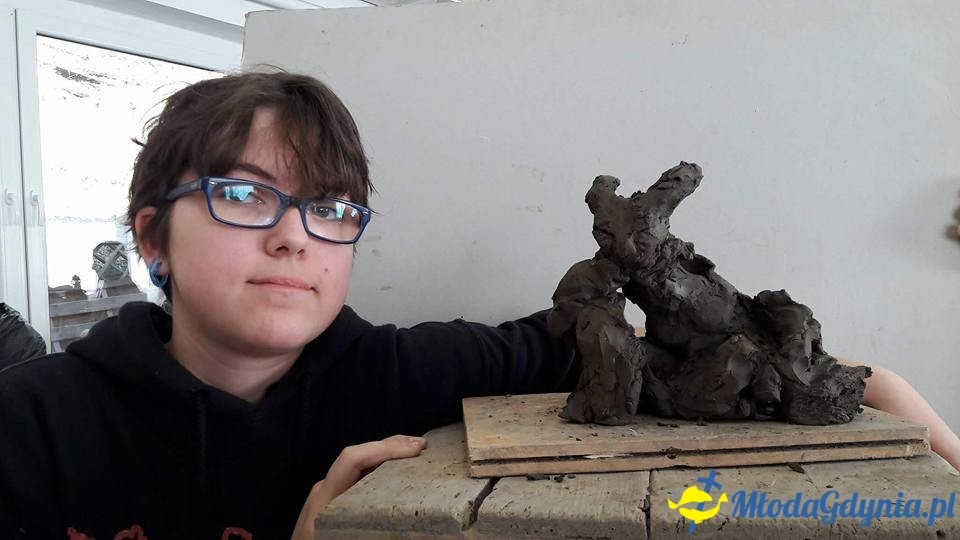 G 11 na  w warsztatach rzeźbiarskich w Plastyku w Orłowie