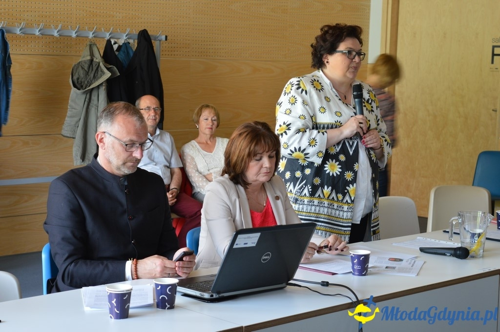 Sejmowej spotkanie w Gdyni w/s seniorów