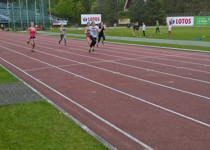 G 16 - Drużynowe Mistrzostwa Gdyni Szkół Gimnazjalnych w Lekkiej Atletyce