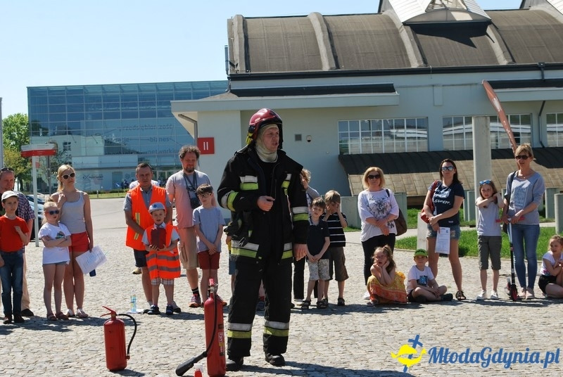 Akademia Experymentu - Jak Pan Kulka został strażakiem 20.05.2017