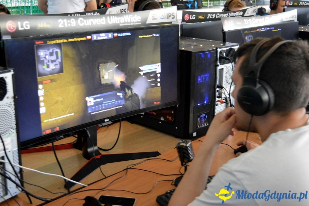 Zawody w e-sporcie po raz pierwszy w Gdyni