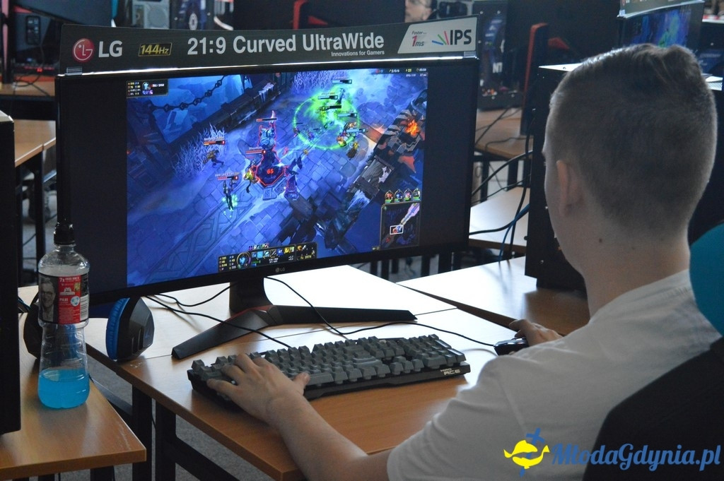 Zawody w e-sporcie po raz pierwszy w Gdyni