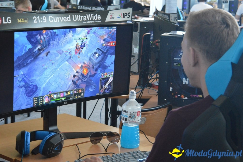 Zawody w e-sporcie po raz pierwszy w Gdyni