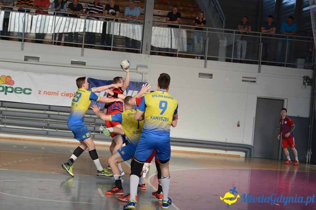 Spójnia Gdynia vs GKS Żukowo