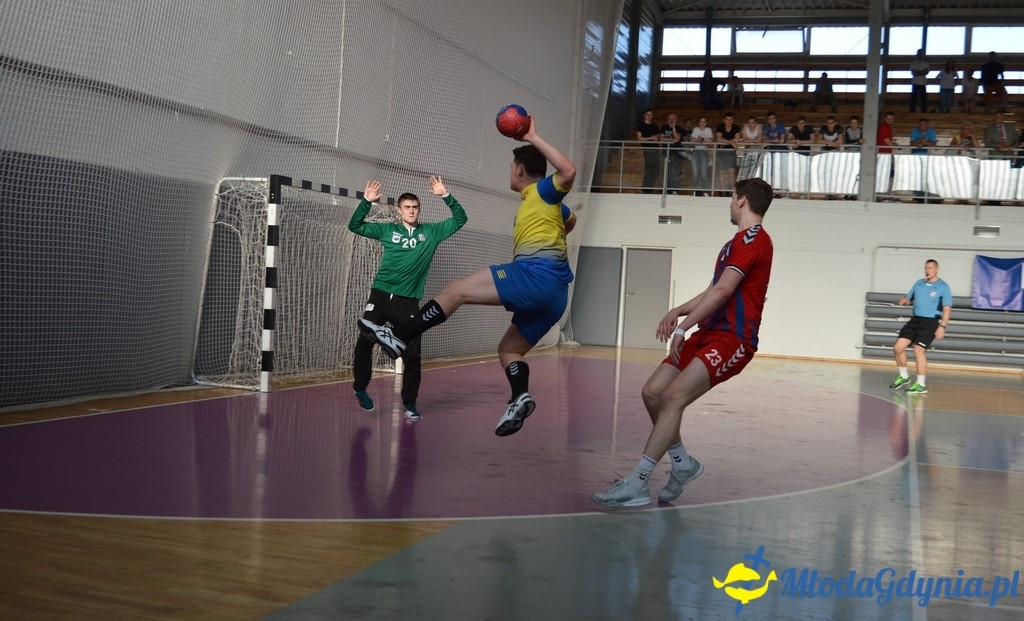 Spójnia Gdynia vs GKS Żukowo