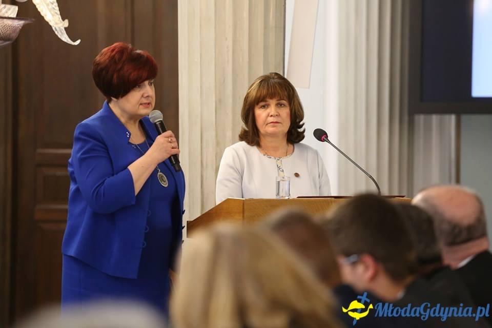 Ku trzeźwości Narodu. Odpowiedzialność rodziny, Kościoła, państwa i samorządu - konferencja w Sejmie