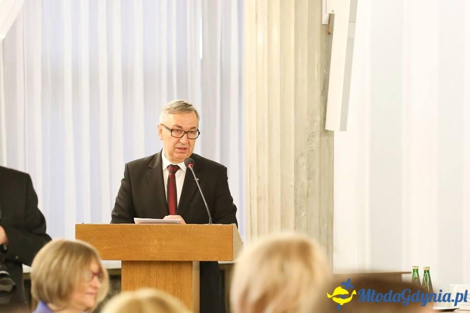 Ku trzeźwości Narodu. Odpowiedzialność rodziny, Kościoła, państwa i samorządu - konferencja w Sejmie