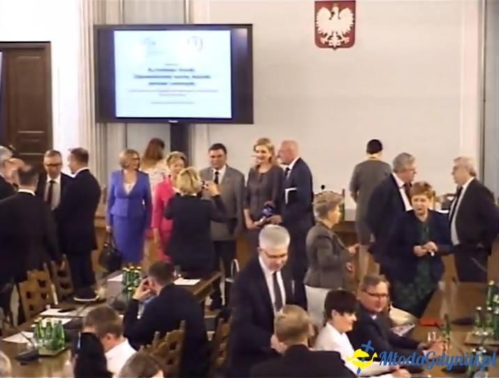 Ku trzeźwości Narodu. Odpowiedzialność rodziny, Kościoła, państwa i samorządu - konferencja w Sejmie