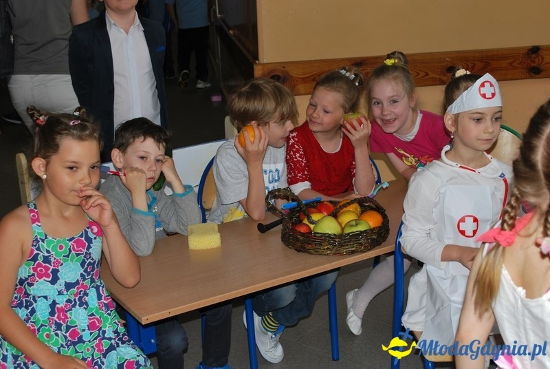 SP 40 - przedstawienie o zdrowiu klasy II g - 02.06.2017