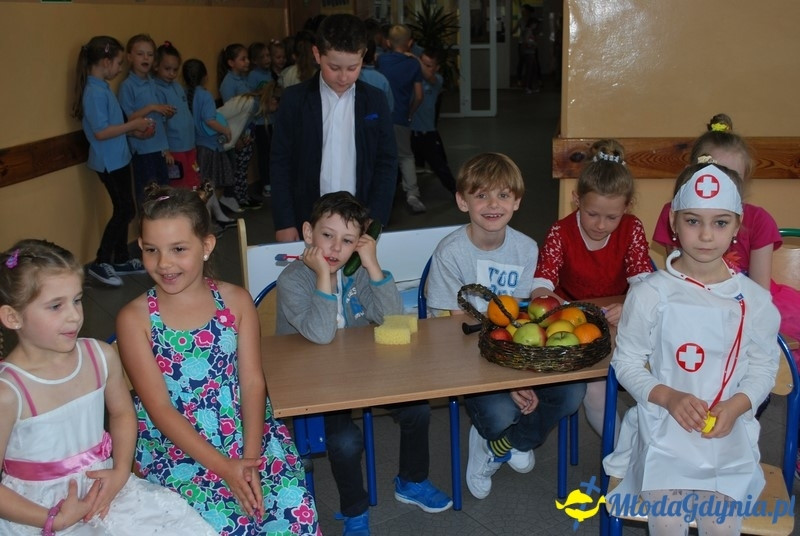 SP 40 - przedstawienie o zdrowiu klasy II g - 02.06.2017