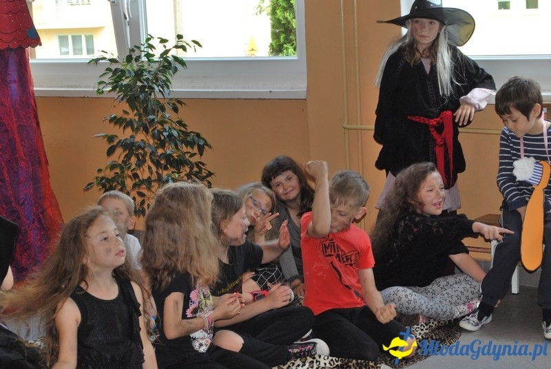 SP 40 - przedstawienie o zdrowiu klasy II g - 02.06.2017
