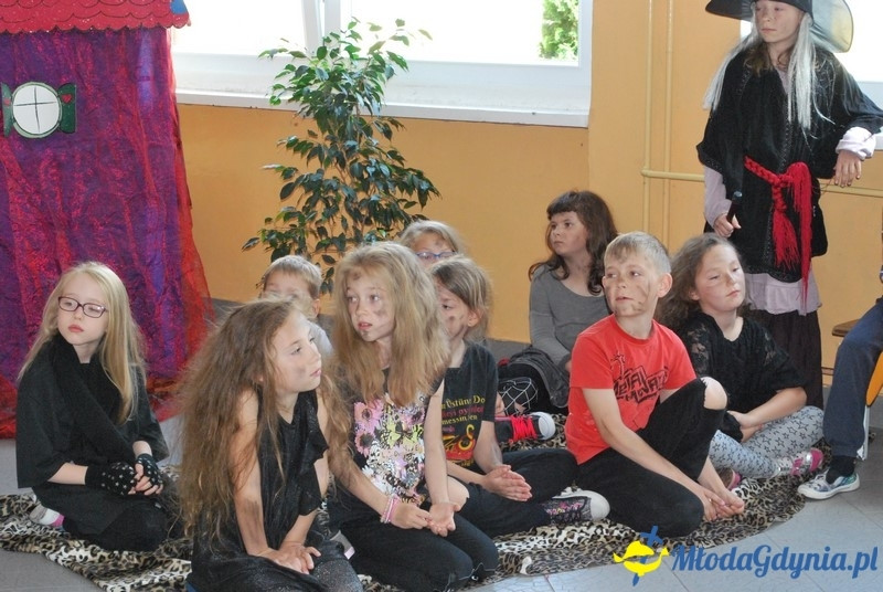 SP 40 - przedstawienie o zdrowiu klasy II g - 02.06.2017