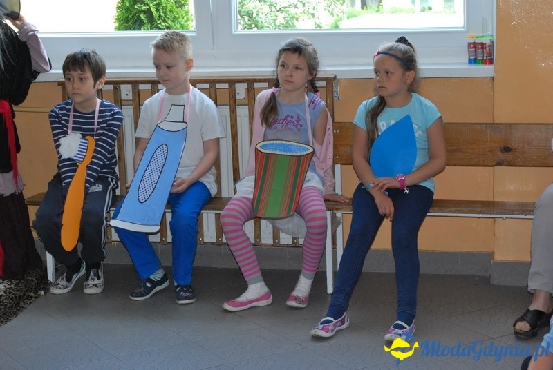 SP 40 - przedstawienie o zdrowiu klasy II g - 02.06.2017