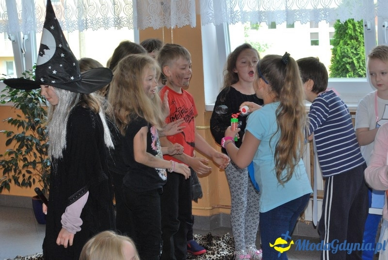 SP 40 - przedstawienie o zdrowiu klasy II g - 02.06.2017