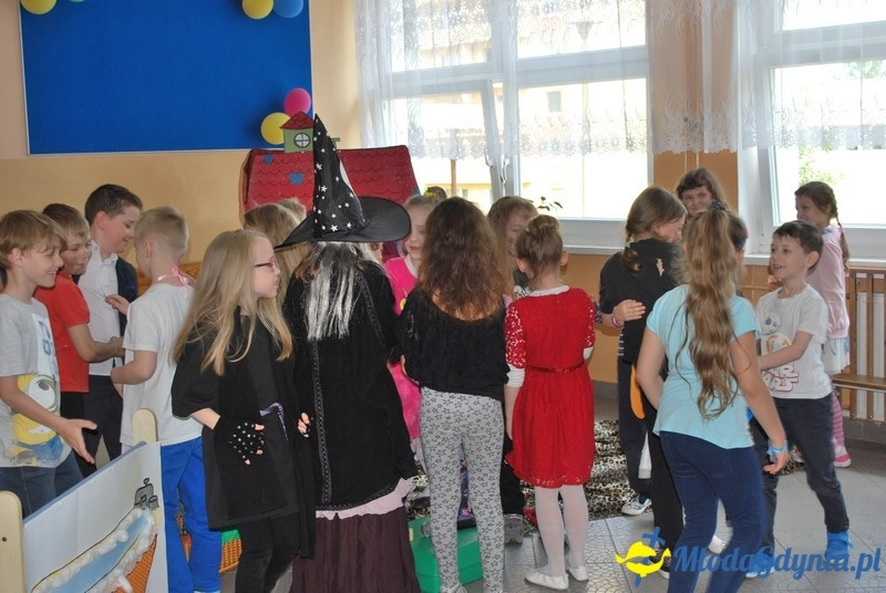 SP 40 - przedstawienie o zdrowiu klasy II g - 02.06.2017