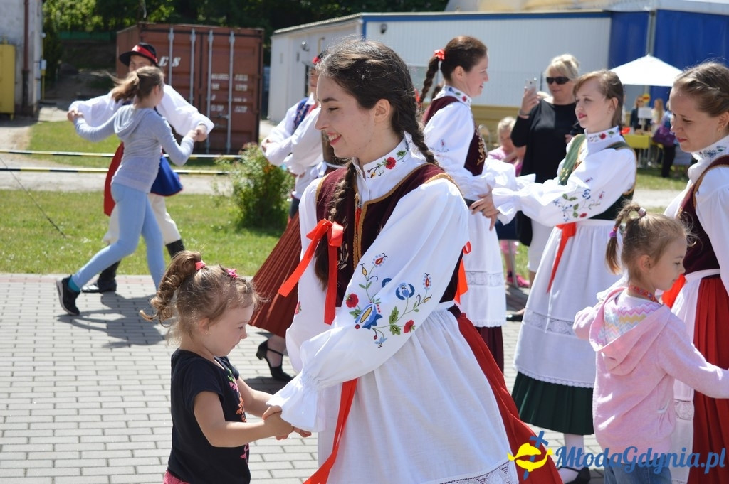 Szkoła Podstawowa nr 11 - Festyn rodzinno - sportowy