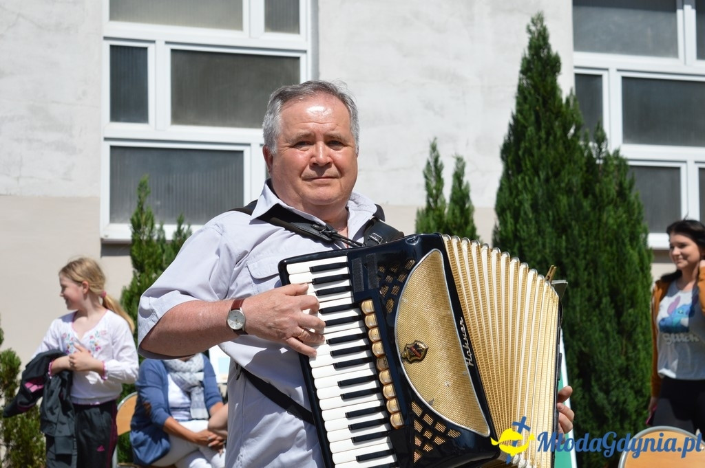 Szkoła Podstawowa nr 11 - Festyn rodzinno - sportowy