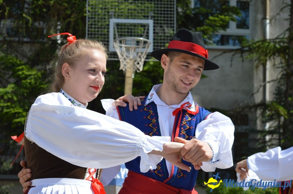 Szkoła Podstawowa nr 11 - Festyn rodzinno - sportowy