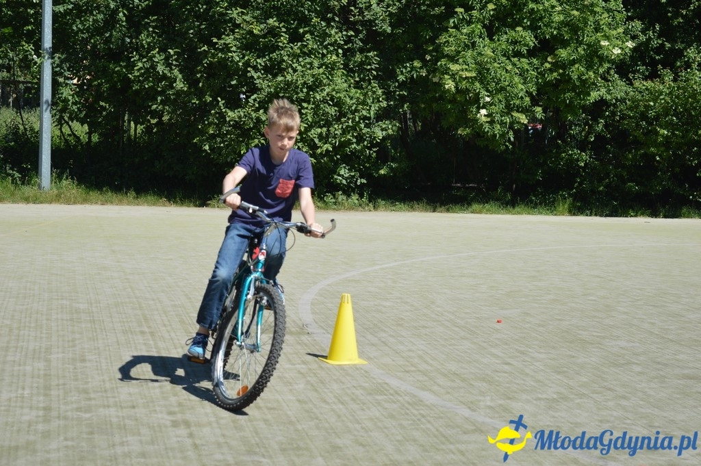 Szkoła Podstawowa nr 21 - Festyn rodzinno-sportowy