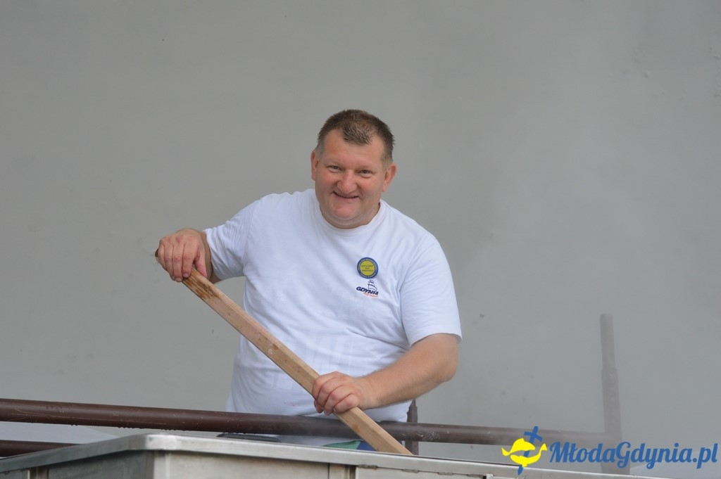 Bicie rekordu w gotowaniu zupy wiśniowej