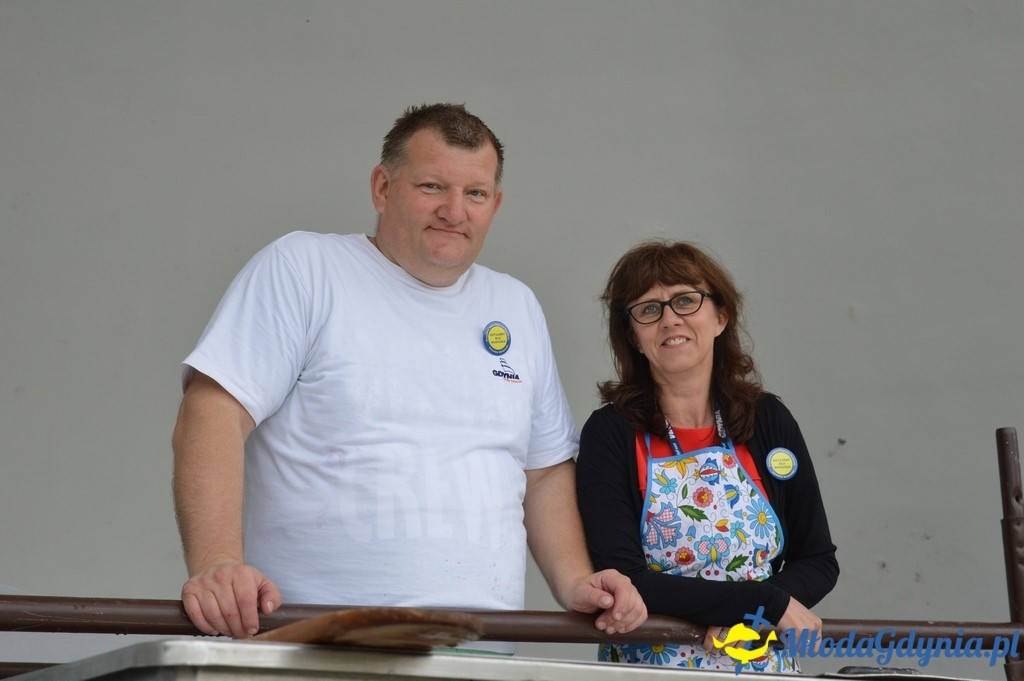 Bicie rekordu w gotowaniu zupy wiśniowej