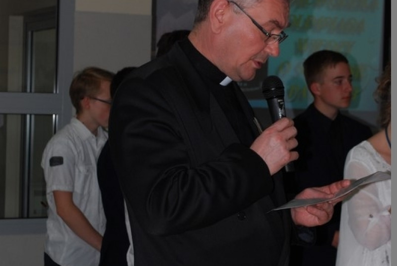 III Wojewódzka Olimpiada Wiedzy o Świętym Jania Pawle II - Gimnazjum w Kosakowie 12.06.2017