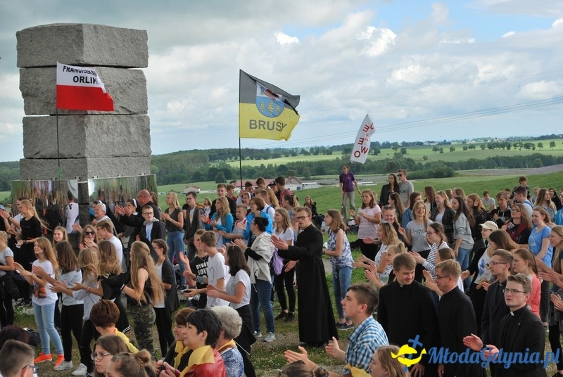 Przystań na chwilę - procesja - Góra Św. Jana Pawła II do Bazyliki