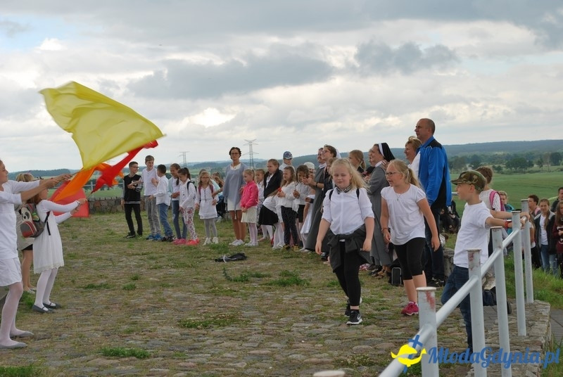 Przystań na chwilę - procesja - Góra Św. Jana Pawła II do Bazyliki