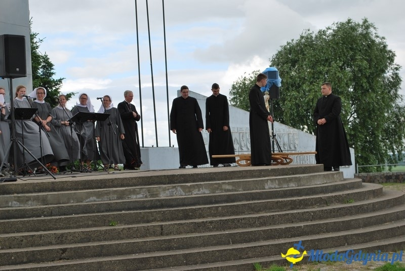 Przystań na chwilę - procesja - Góra Św. Jana Pawła II do Bazyliki